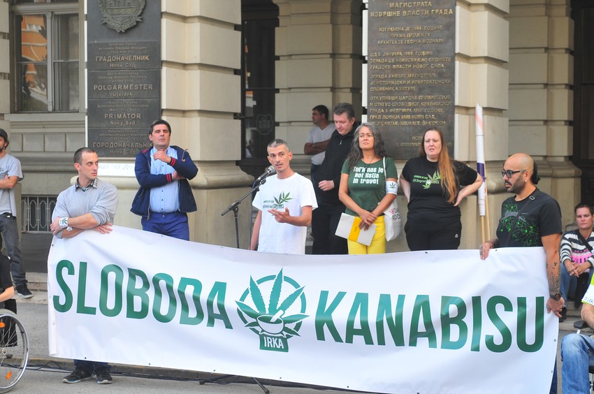 Kanabis marš, skup za legalizaciju kanabisa Trg slobode u Novom Sadu