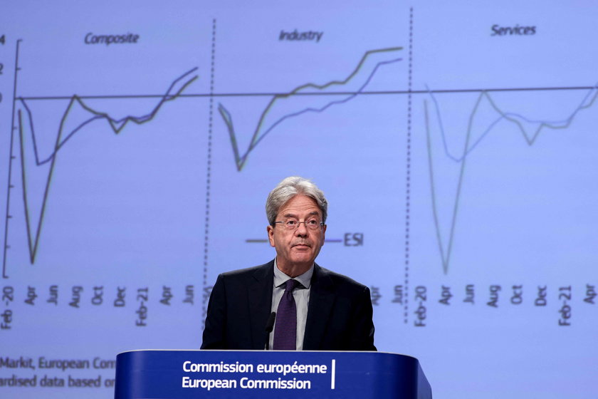 Komisja Europejska nadal nie zatwierdziła 23 mld euro dla Polski