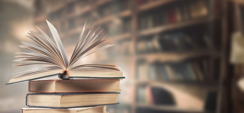 Arcydzieła literackie. Dopasuj powieść do autora. Quiz dla moli książkowych