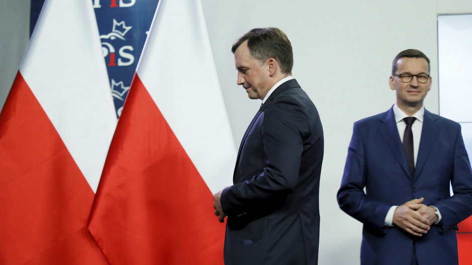 Zbigniew Ziobro (L) i Mateusz Morawiecki (P)