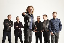 De Mono (to Marka Kościkiewicza) śpiewa 'Ty jesteś jutrem'