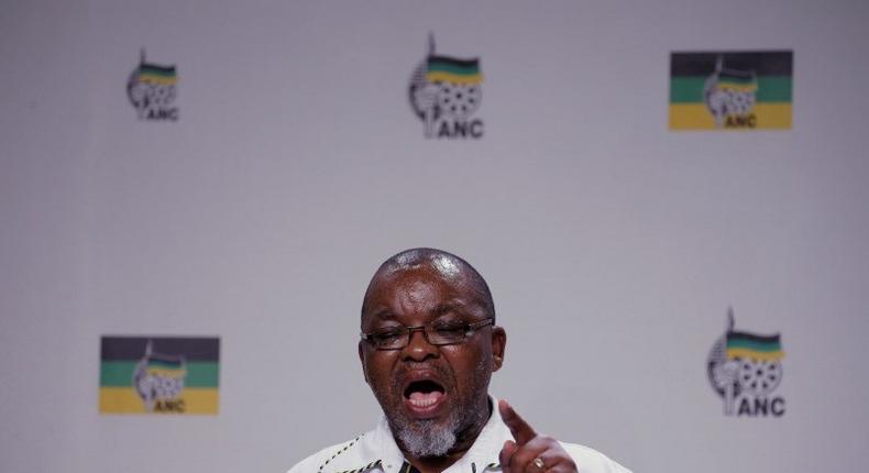 African National Congress (ANC) Secretary General Gwede Mantashe gestures during a media briefing in Johannesburg, after South African President Jacob Zuma addressed the nation in response to this week's Constitutional Court judgment on security upgrades to his private Nkandla residence, April 1, 2016. 