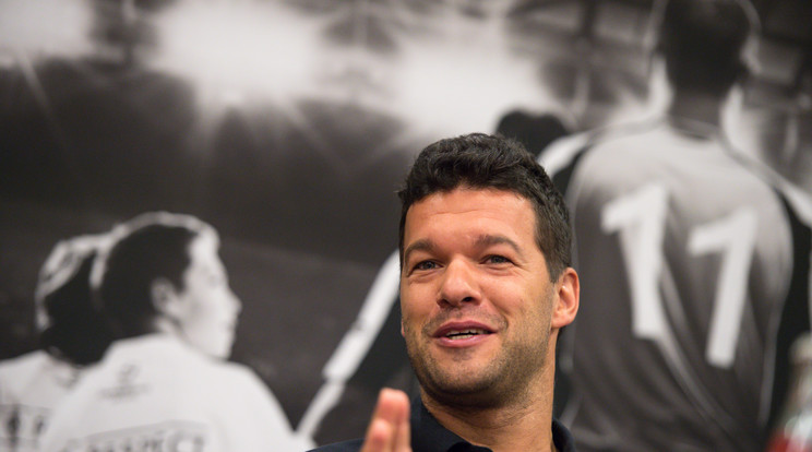 Ballack elégedetlen volt a látottakkal / Fotó: AFP