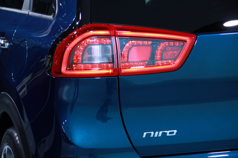 Kia Niro (Genewa 2016)