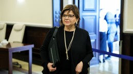 Izabela Leszczyna się tłumaczy. Projekt Krajowej Sieci Onkologicznej przesunięty o rok