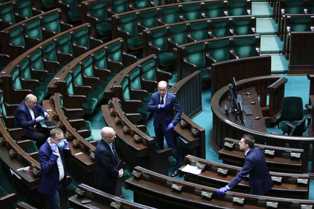 Testy systemu zdalnego w Sejmie. Joński: Zamiast sali posiedzeń widzę siebie