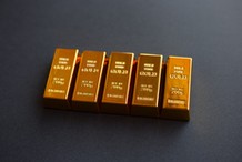 Były historyczne wzrosty, teraz są rekordowe spadki. Ceny złota i srebra mocno w dół