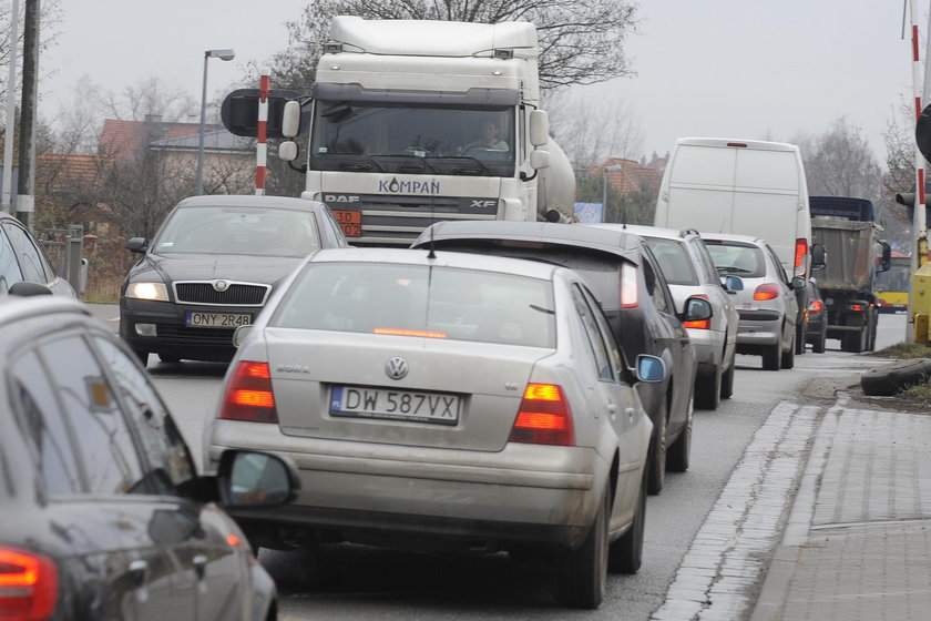 Szybciej do Oleśnicy niż do centrum