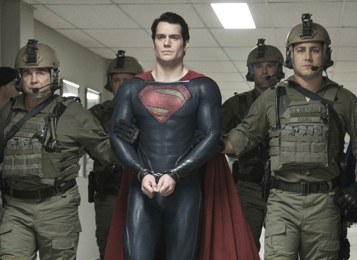 "Człowiek ze stali" – Superman nieco odbrązowiony