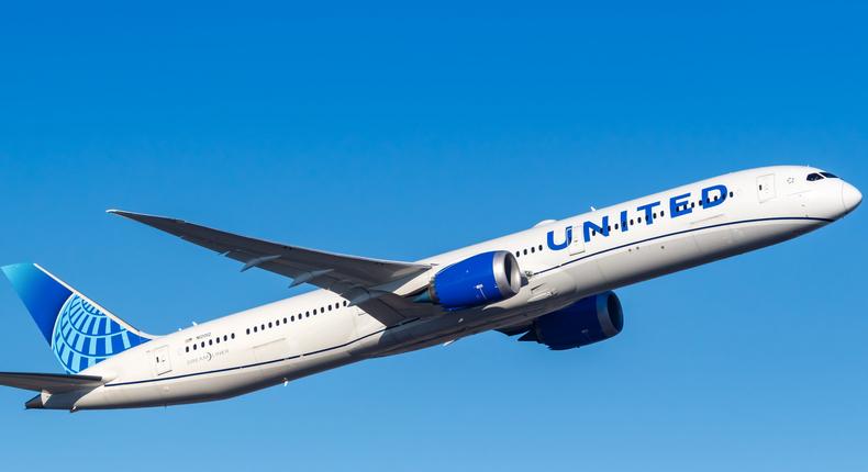 A United Airlines Boeing 787-10 Dreamliner.