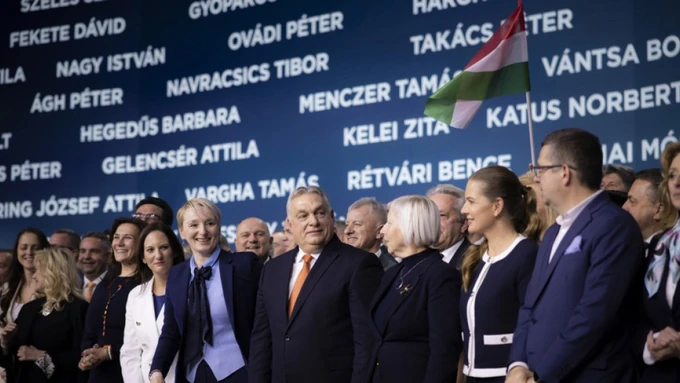ORBAN NA IVICI PADA: Zbog ovih pet stvari mogao bi da izgubi vlast