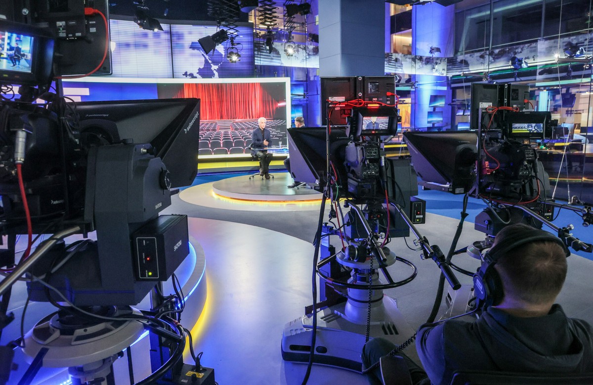 W kwietniu dziennikarz TVN 24 Mateusz W. został zatrzymany przez Centralne Biuro Antykorupcyjne (CBA)
