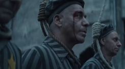 'Rammstein trywializuje Holocaust' - głosy oburzenia środowisk żydowskich po prezentacji kontrowersyjnej zapowiedzi płyty