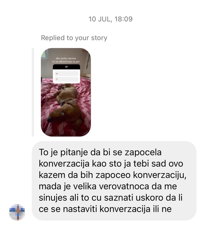 Poruke u inboksima žena