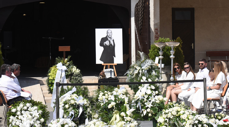 Kiderült ki volt a férfi, aki beszédet mondott Berki Krisztián temetésén / Fotó: Varga Imre