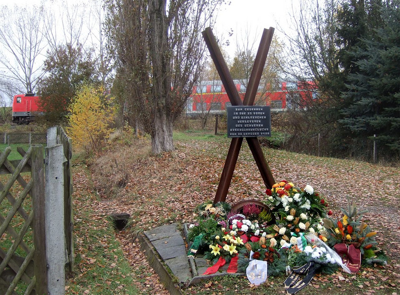 Pomnik ofiar wypadku