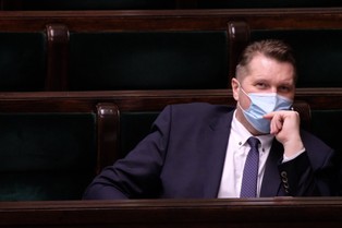 Czarnek: podpisałem rozporządzenie o powrocie do szkół dzieci z klas I-III