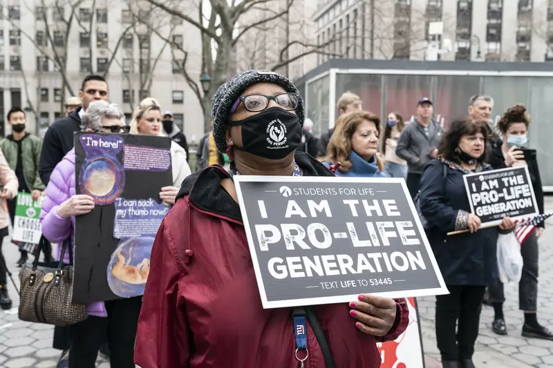 Aktywiści antyaborcyjni zbierają się na Foley Square w Nowym Jorku 25 marca 2021 r. / Lev Radin, PACIFIC PRESS, SIPA, East News