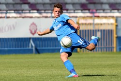 Legia Warszawa chce wykraść Lechowi Poznań utalentowanego piłkarza