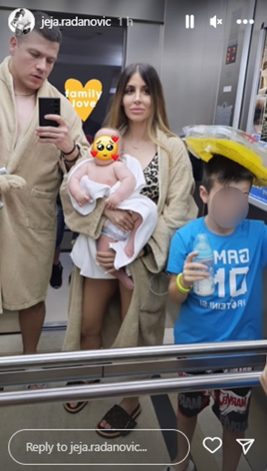 Sloba i Jelena sa decom