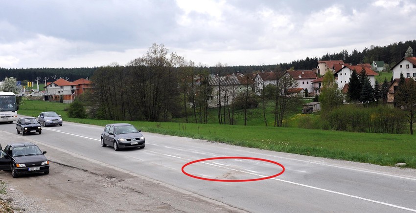 Mesto na magistrali u naselju Bele zemlje gde su su sudarili sanitet i "reno"