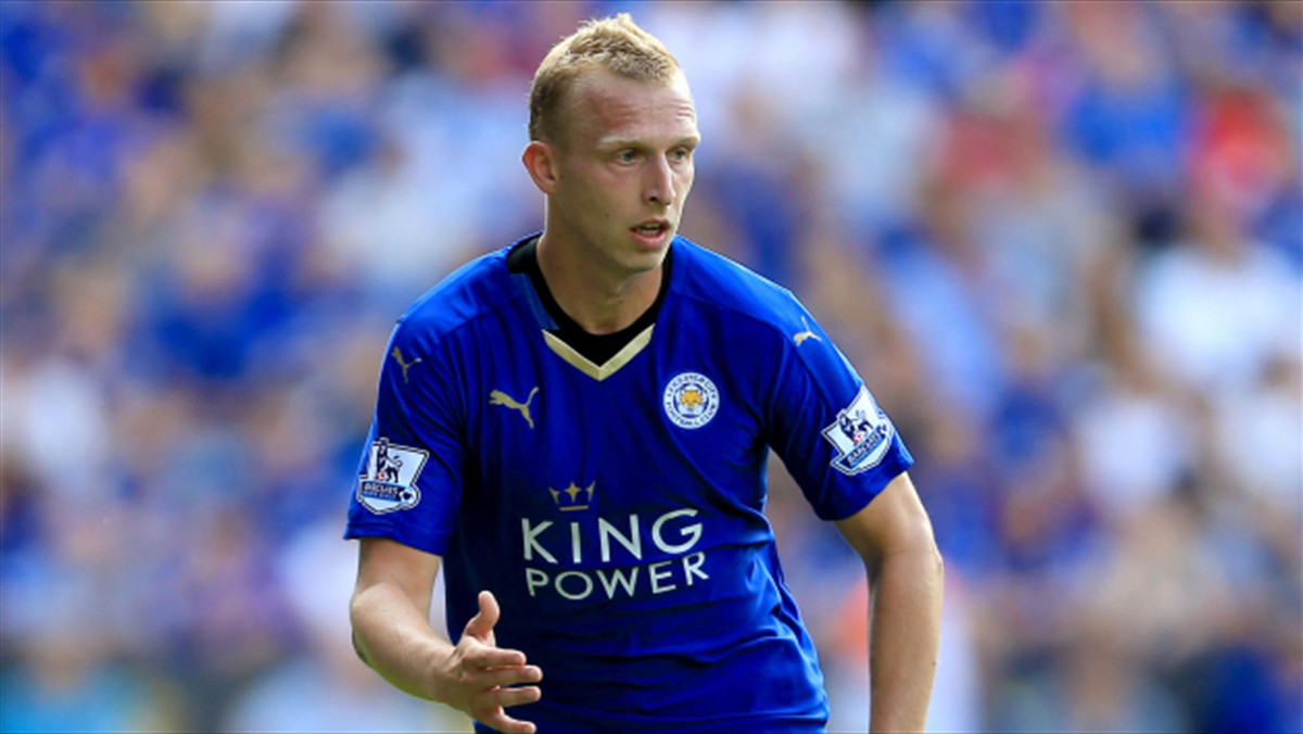 Ritchie De Laet, ostatnio zawodnik Leicesteru City, podpisał trzyletni kontrakt z grającą na zapleczu Premier League Aston Villą - poinformował zespół z Villa Park.