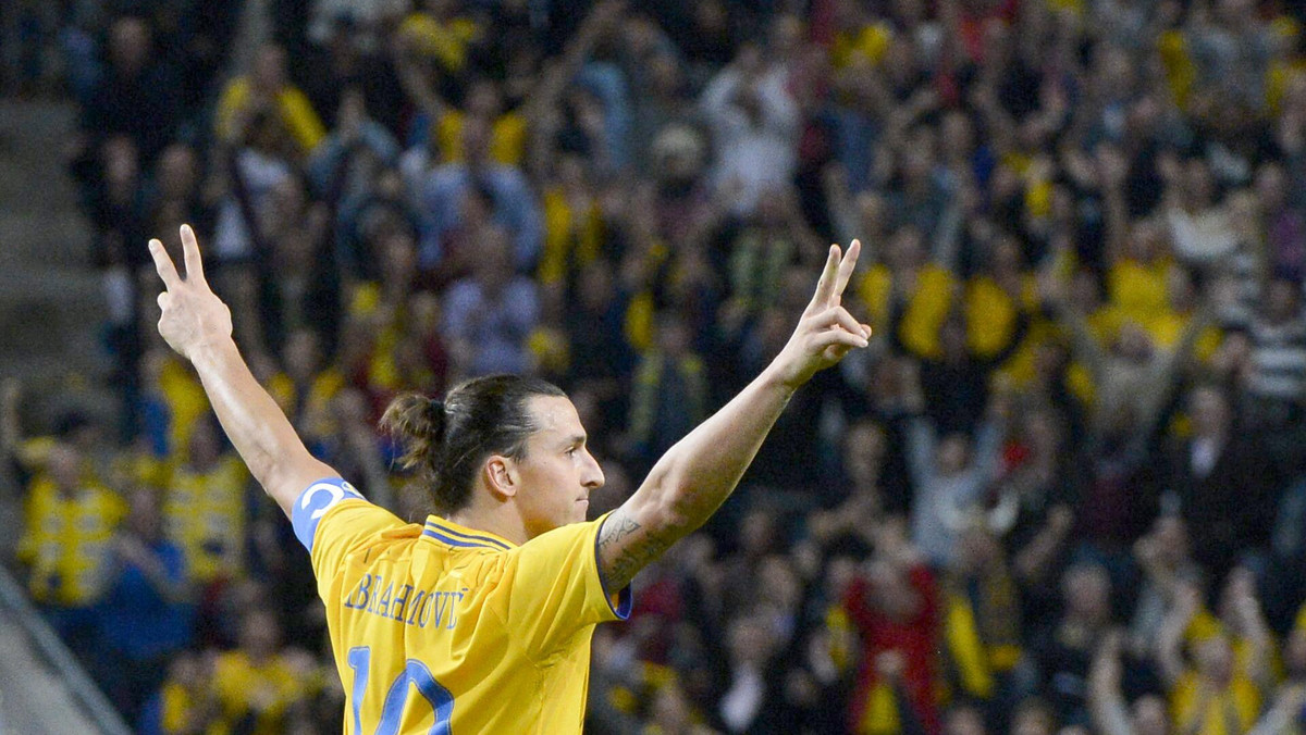 Nie milkną zachwyty nad trafieniem Zlatana Ibrahimovica w meczu Szwecja - Anglia. Reprezentant Trzech Koron popisał się fantastycznym strzałem "przewrotką" z 25 metrów.