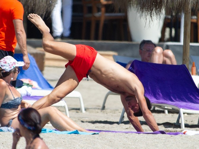 Novak Đoković na plaži u Marbelji