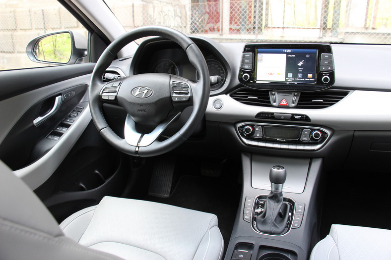 Hyundai i30 1.4 T-GDI DCT Premium