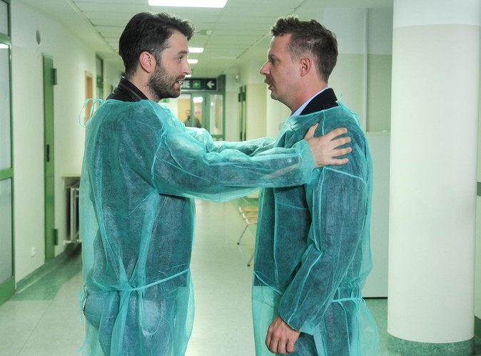 Ostatni odcinek 'Prosto w serce': Artur i Cezary przed salą porodową