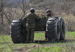 Rosja wysłała na front potężnego robota. Ma specjalną misję