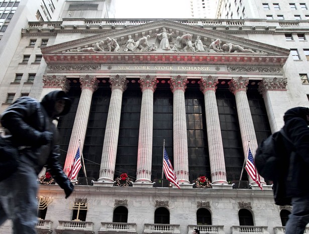 New York Stock Exchange (NYSE) jest największą giełdą pod względem kapitalizacji giełdą na świecie.