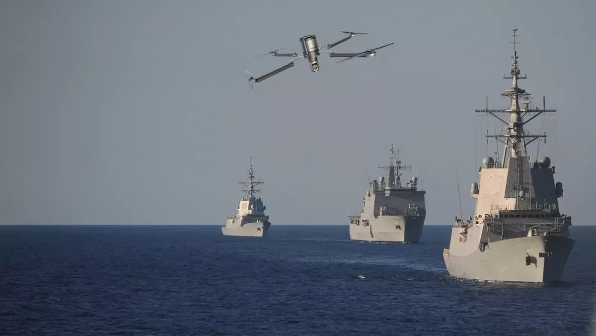 Ninox 103 UW to dron, który może być wystrzeliwany z łodzi podwodnej