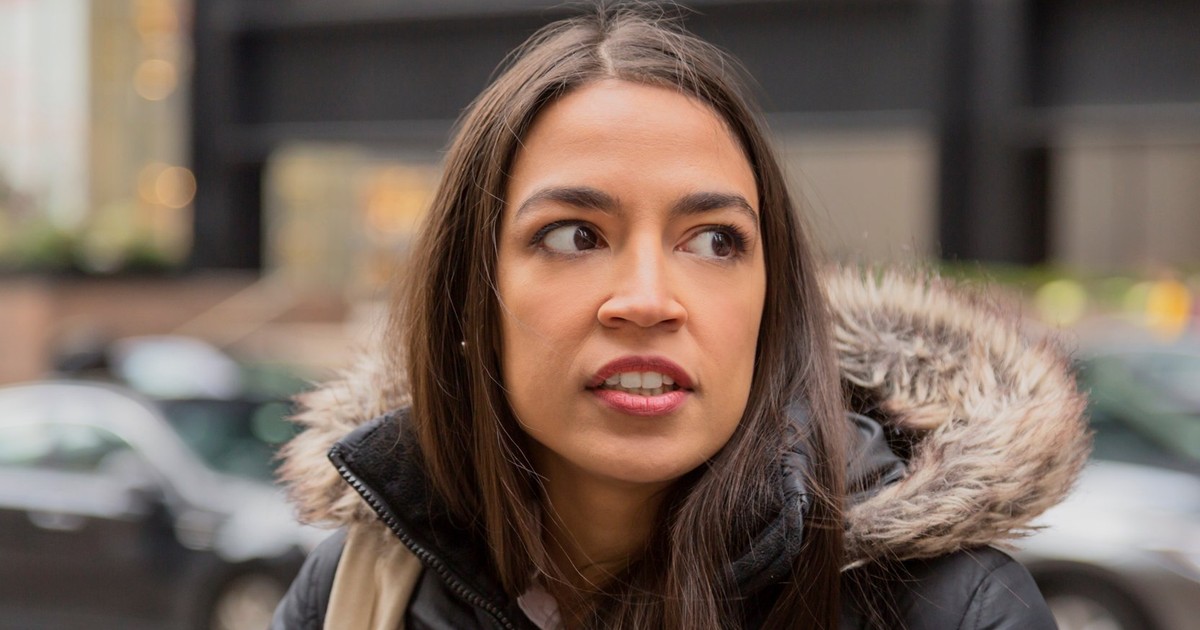 WHAT IS THE NET WORTH OD ALEXANDRIA OCASIO- CORTEZ