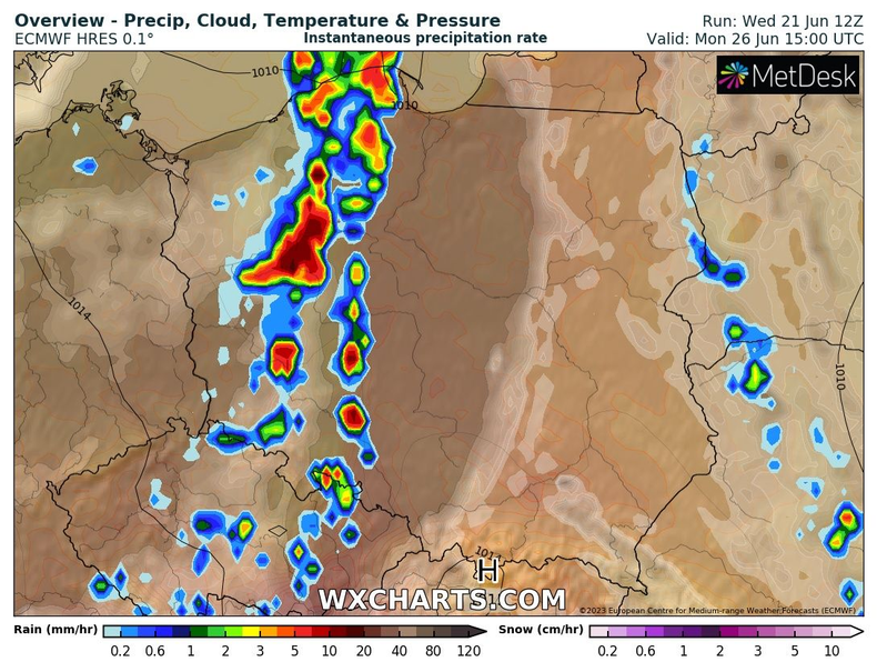 Początek tygodnia to znów napływ gorącego powietrza, ale zarazem powrót burz