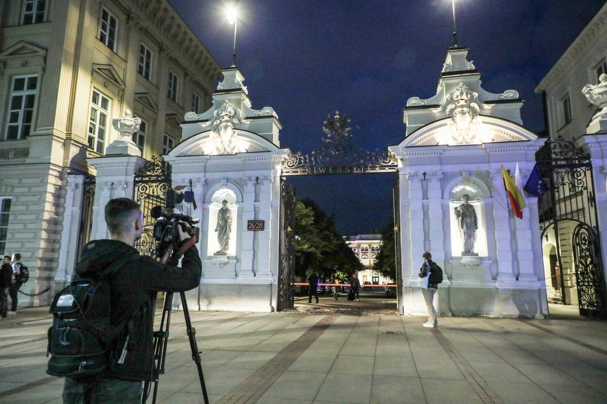 Zbrodnia na UW. Ze względu na tragiczne wydarzenia odwołano ważną imprezę