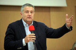 Frasyniuk o Dudzie: Życzę mu, żeby został prezydentem, a nie cudakiem jarmarcznym