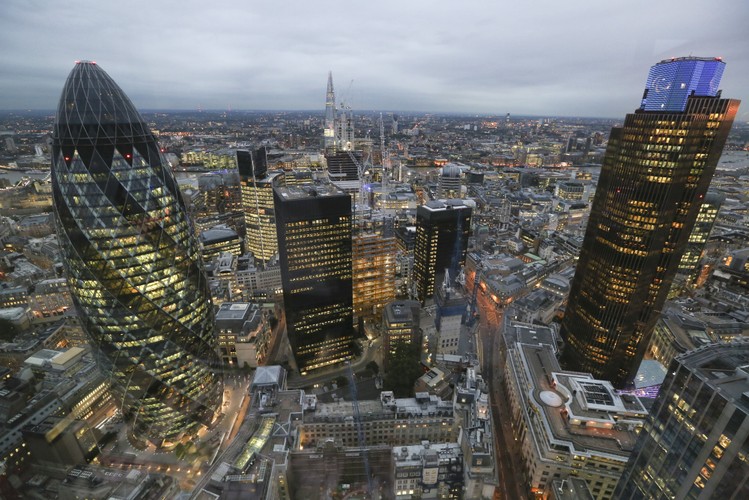 Glasgow nie będzie jedynym inteligentnym miastem w Wielkiej Brytanii. Podobne programy wprowadzają też Birmingham, Sunderland czy Londyn. Na zdjęciu: londyńskie City