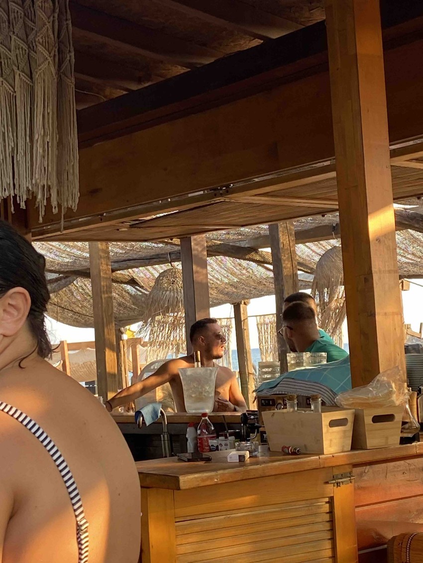 Anđela Đuričić i Gastoz, paparaco