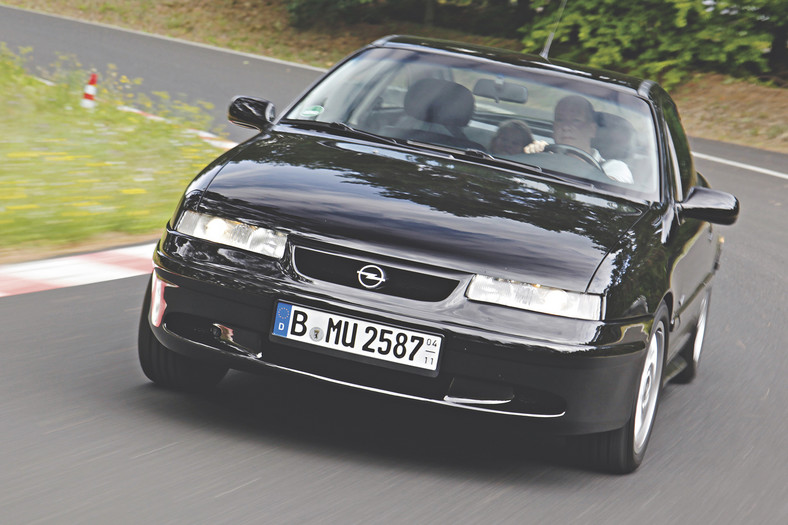 Opel Calibra Turbo 4x4 - high-tech zamiast rozsądku