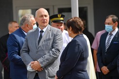 Brudziński pisał o 'paskudnej hipokryzji' artystów. Teraz tak się tłumaczy