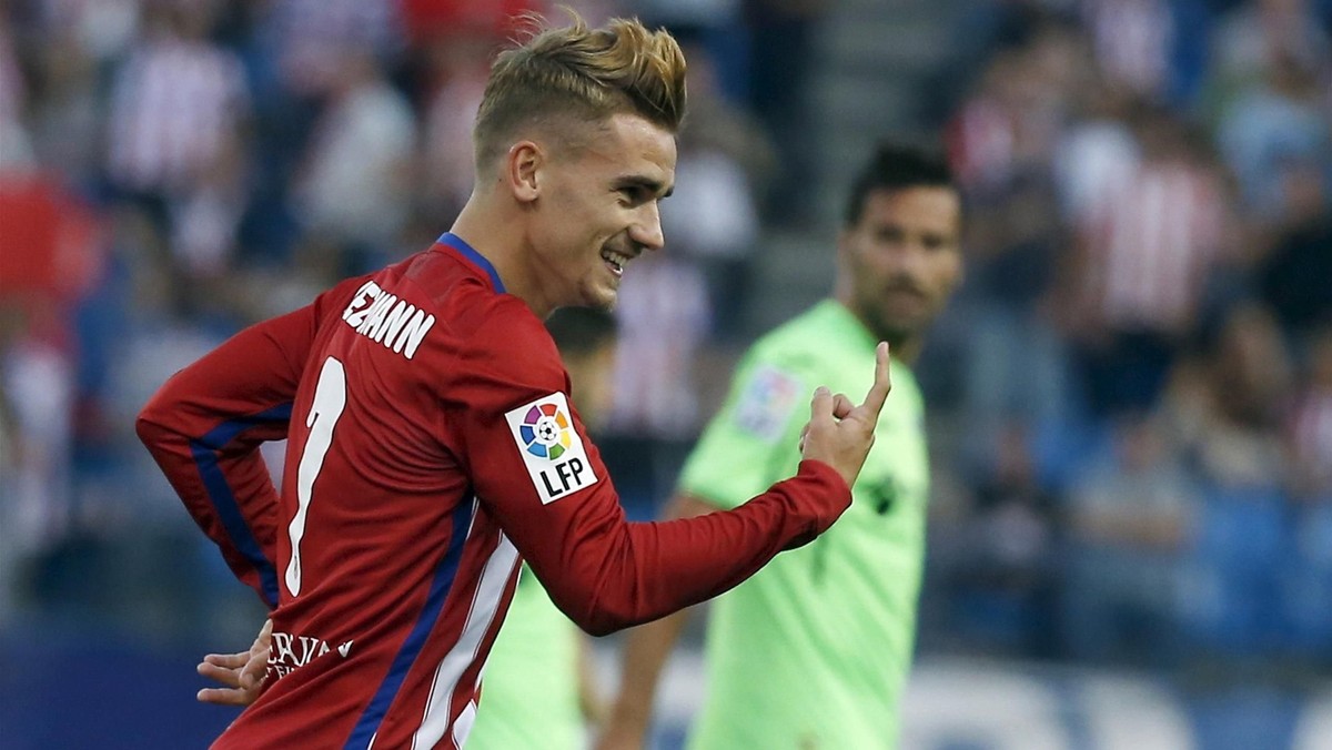 Napastnik Antoine Griezmann należy do najjaśniejszych punktów Atletico Madryt w obecnym sezonie. Francuz, który trafił do ekipy Rojiblancos latem 2014 roku z Realu Sociedad, cieszy się coraz większym zainteresowaniem ze strony klubów Premier League. Jak informują hiszpańskie media, w tym dziennik "El Mundo Deportivo" piłkarz znalazł się na liście życzeń Arsenalu.