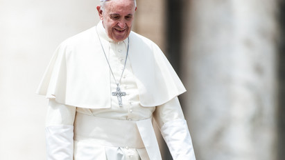Náci tettnek minősíti a pápa az abortuszt