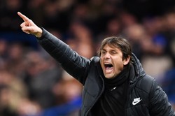 Antonio Conte trenerem piłkarzy Tottenhamu Hotspur