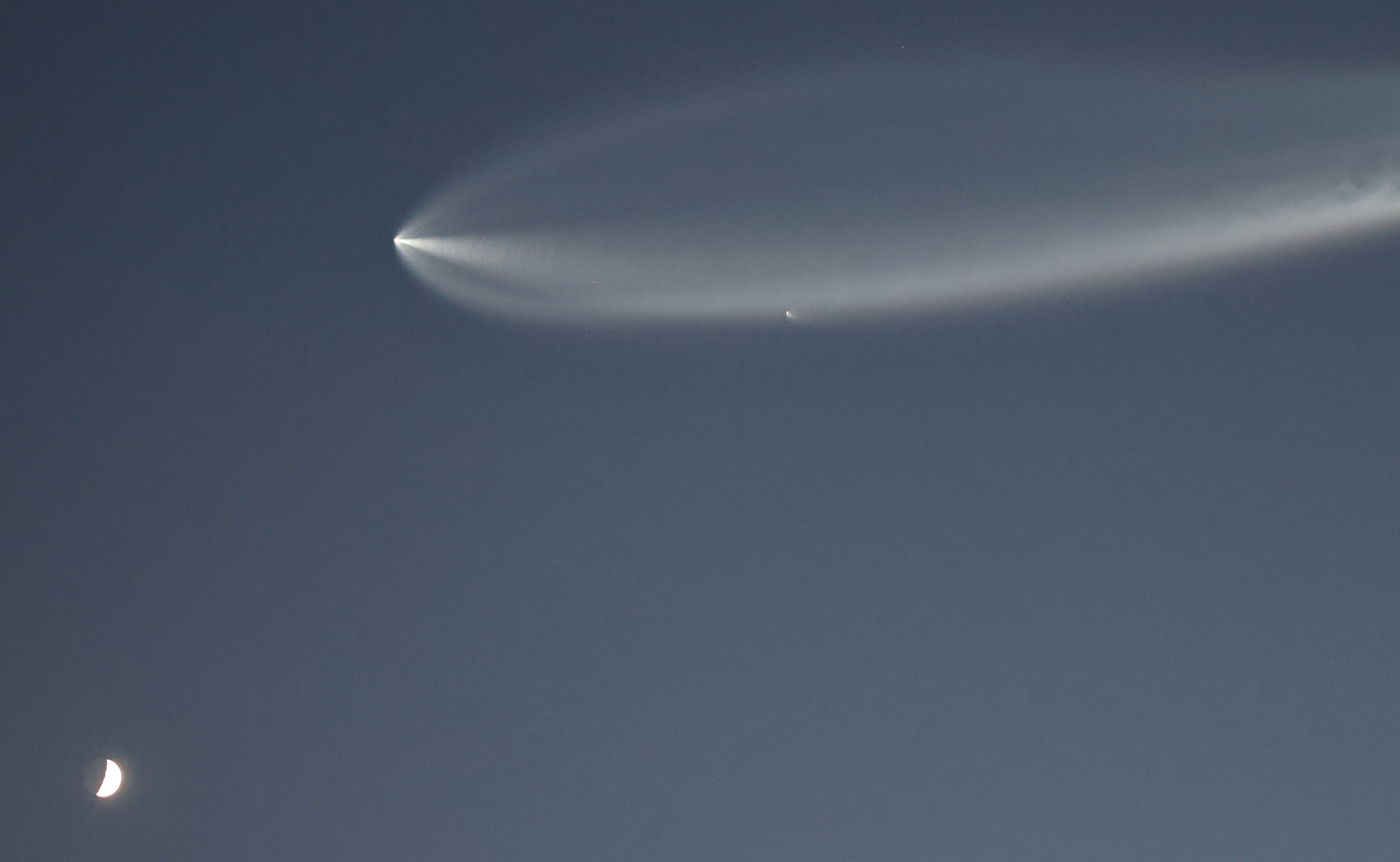 In unter 10 Jahren: Musk will selbstwachsende Stadt auf dem Mond bauen