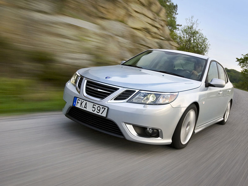 Saab 9-3: nowy wygląd, nowy silnik twin-turbo 1,9 TTiD i napęd na cztery koła XWD