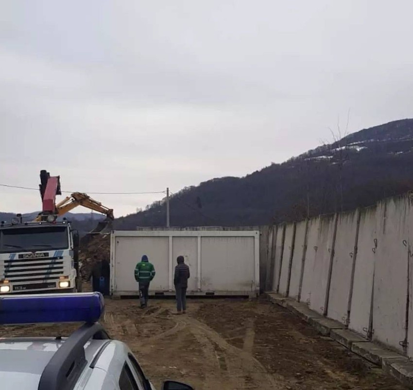 Utvrđivanje baze kosovske policije kod Jarinja