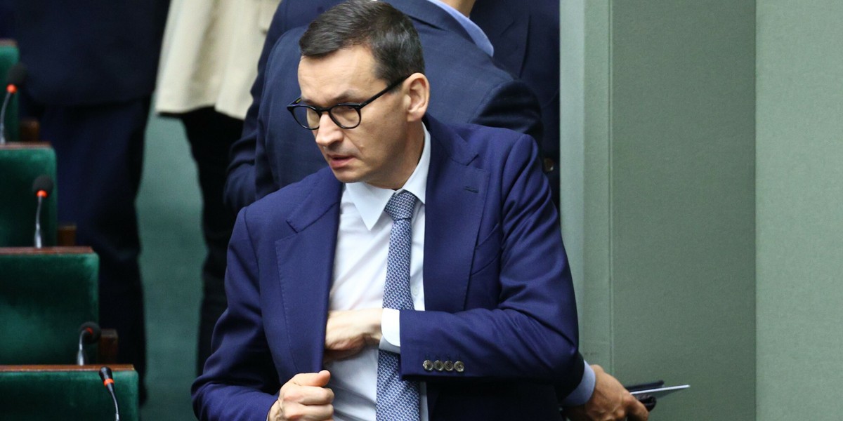 Mateusz Morawiecki przekonuje, że pożyczka z FRD to tylko "pożyczanie z kieszeni do kieszeni"