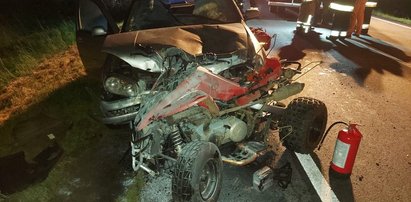 Potworny wypadek w Małopolsce. Quad wbił się w auto osobowe [ZDJĘCIA]