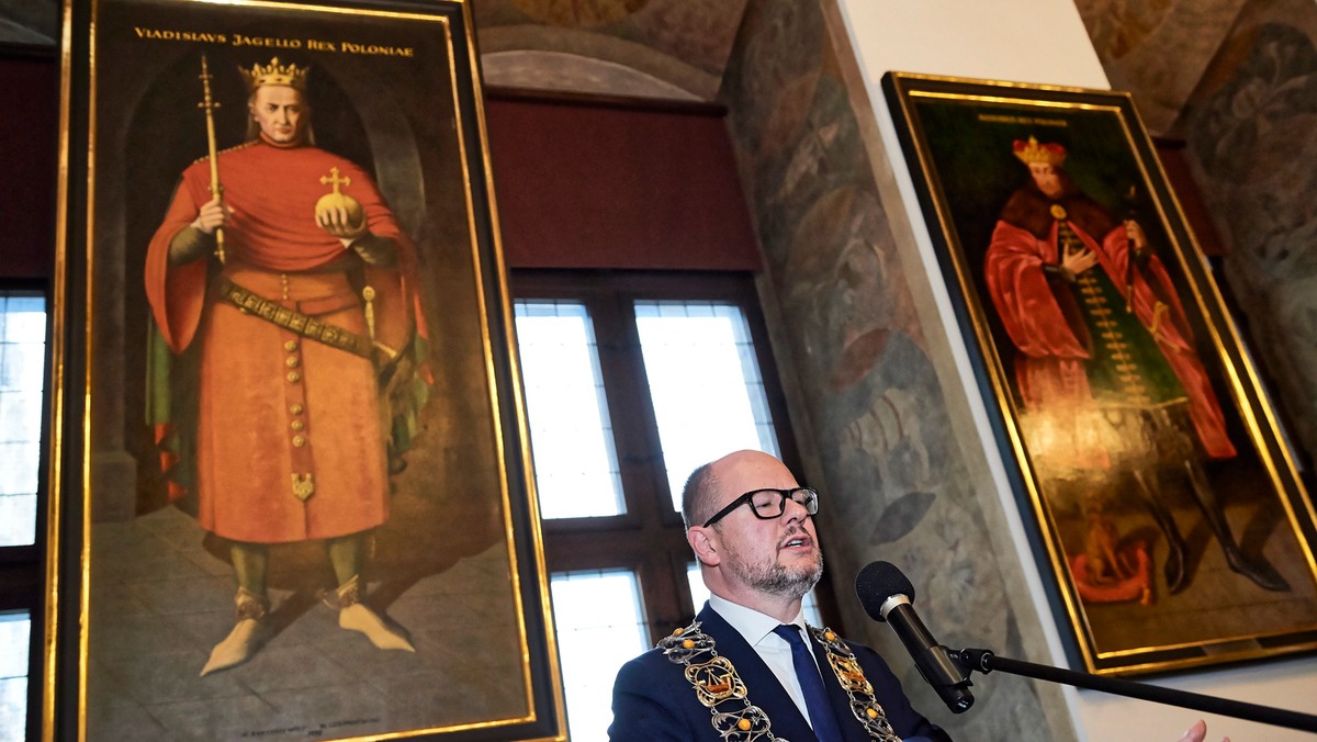 Dziś na pierwszej sesji Rady Miasta Gdańska, wybrany ponownie w tegorocznych wyborach na prezydenta Gdańska Paweł Adamowicz został zaprzysiężony. Przewodniczącą rady została Agnieszka Owczarczak reprezentująca radnych Koalicji Obywatelskiej.